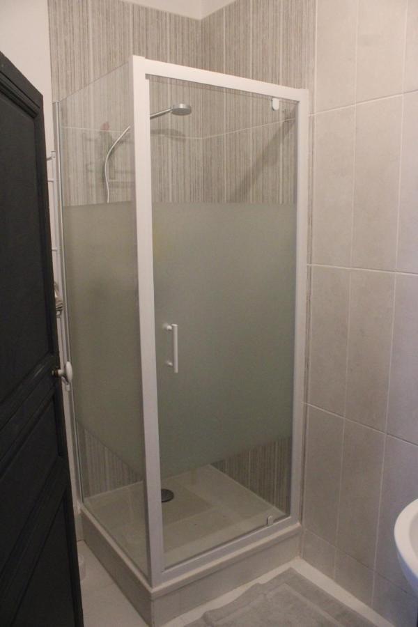 Du Fil, Apartment Le Lude